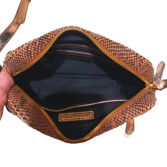 NEW Gili Crossbody Snake Embossed Genuine Leather Purse with Wallet - Picture 10 of 16